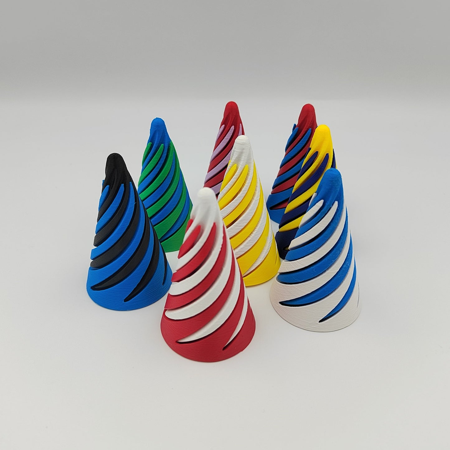 3D PRINTED FIDGET PASS THROUGH CONE